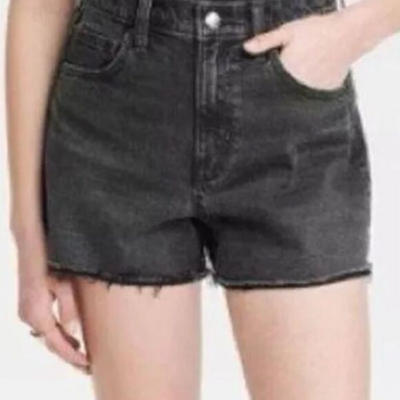 UNIVERSAL THREAD Women's Black Vintage Stretch Cut-Off Midi Jean Shorts NWT 14 - Picture 3 of 7